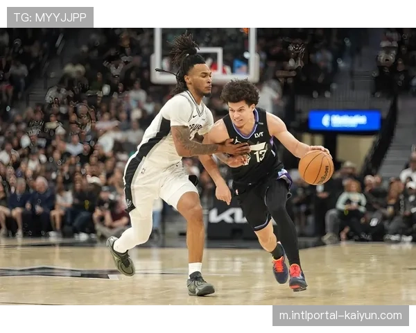 卡斯尔砍下40分三双 马刺未来核心已初露峥嵘