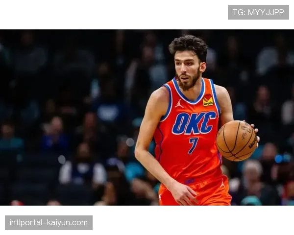 霍姆格伦17分15篮板4助攻 雷霆新星内线统治力尽显