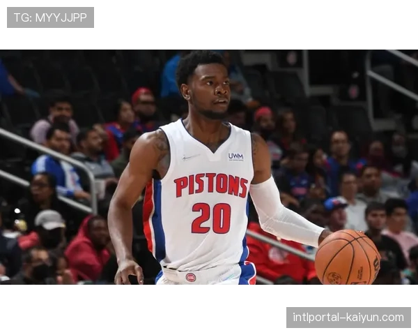 雷蒙角色球员表现称职 三分命中率38.9%效率较高 雷蒙角色球员表现称职 三分命中率38.9%效率较高